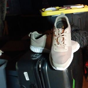 Sketchers